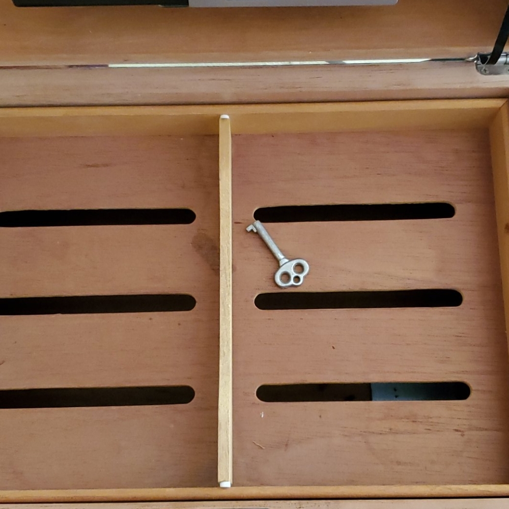 Limited edition ACID Humidor - Picture 8 of 9